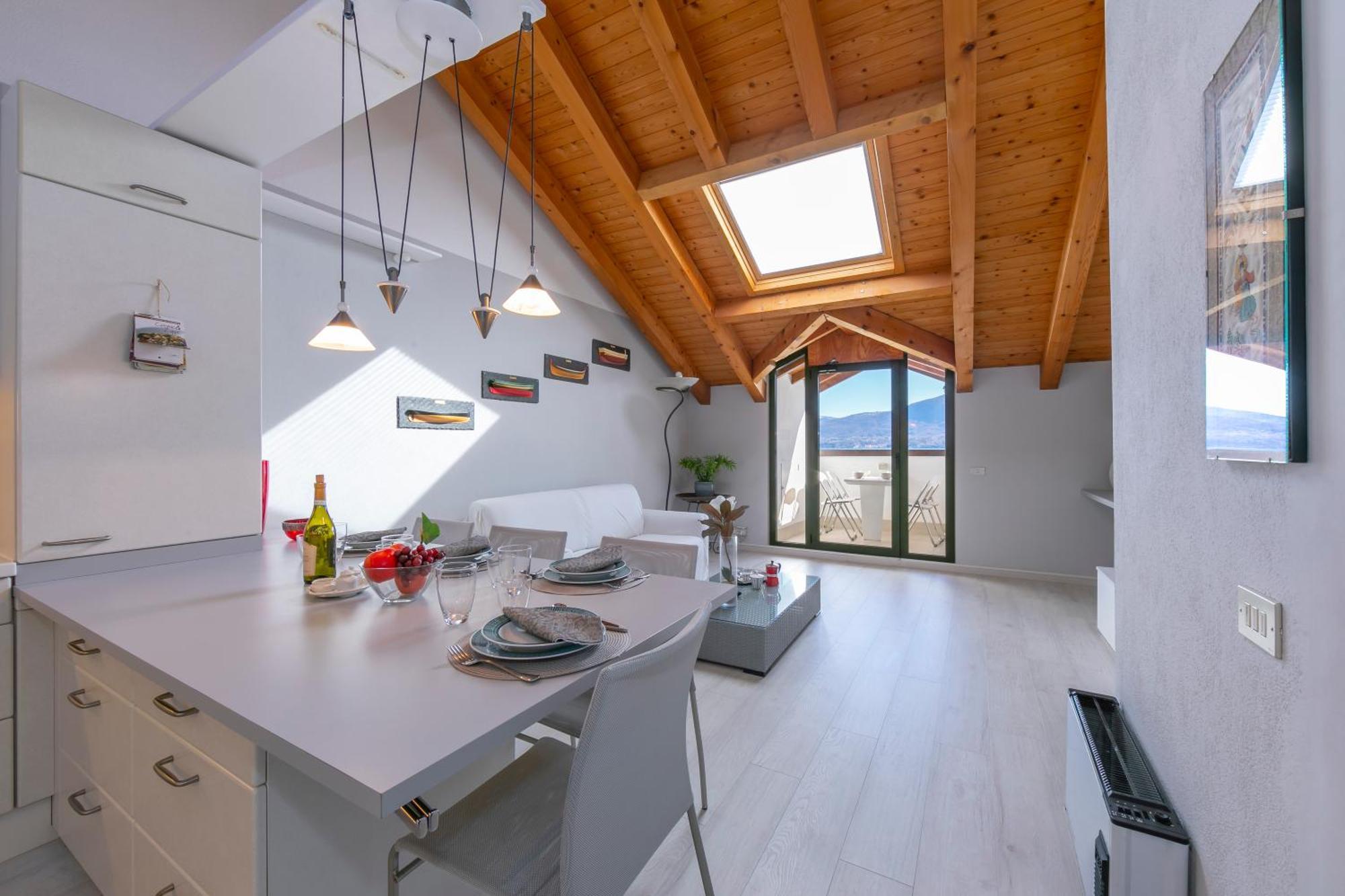 Blu Lake Apartment On Ghiffa Beach - Happy Rentals 外观 照片